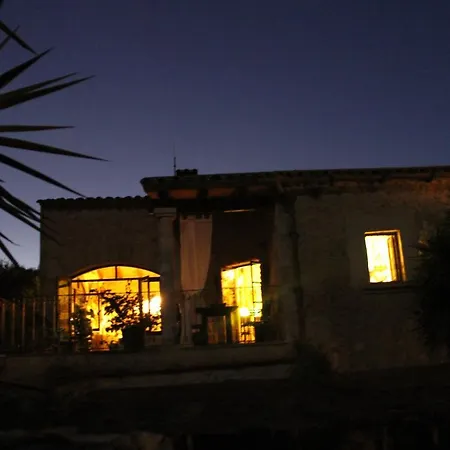 Duvai Mallorca 3* カラ・ミラー