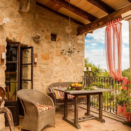 Duvai Mallorca 3* カラ・ミラー